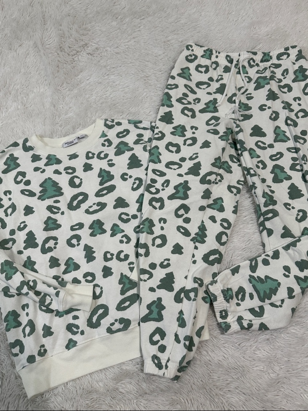 🎡 Mighty Fine Jogger Set